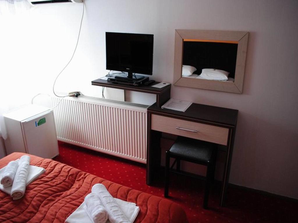 Gros Hotel - Leskovac Leskovac (Jablanica) Quarto foto